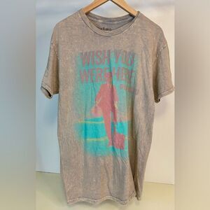NWT Pink Floyd Graphic T-Shirt - Med